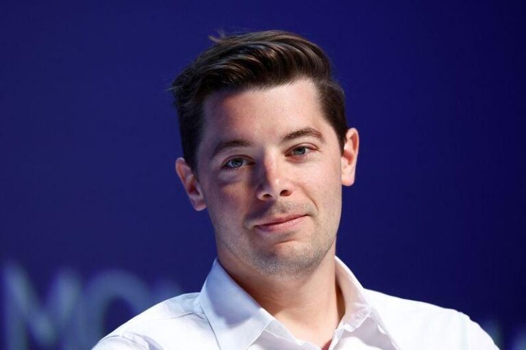 Старший исполнительный директор OpenAI Брэд Лайткап покидает компанию ради нового проекта