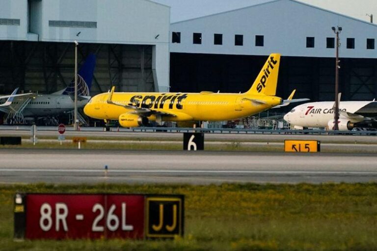 Суд США отложил слушание по покупке данных Spirit Airlines Google: крупный шаг под вопросом