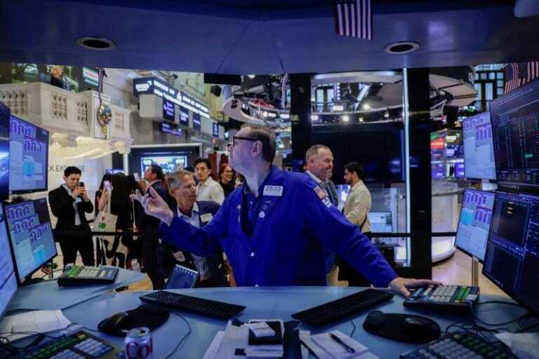 Фьючерсы S&P и Nasdaq снижаются в ожидании санкций против Ирана и отчета Nvidia
