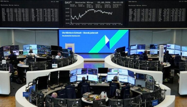 Европейские акции растут на фоне падения цен на нефть; внимание к отчету Nvidia