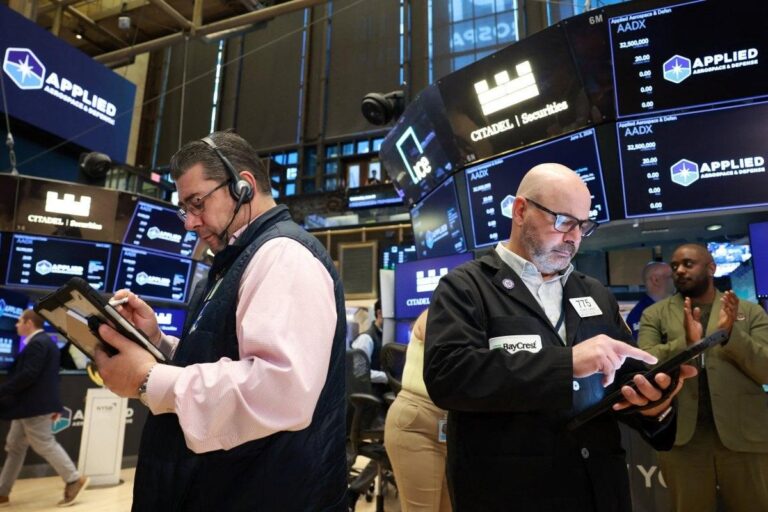 Прогноз по Dow Jones, Nasdaq и S&P 500: данные о занятости и новые отчеты компаний