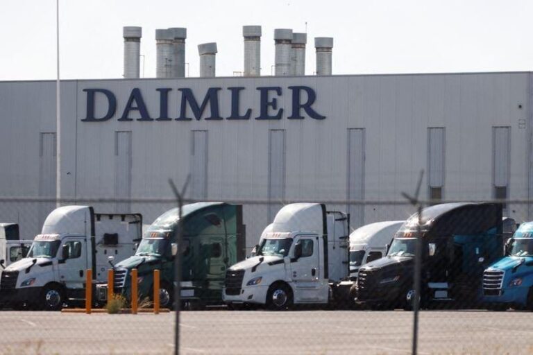 Morgan Stanley снижает прогноз по акциям Daimler Truck на фоне приближения пика цикла грузоперевозок