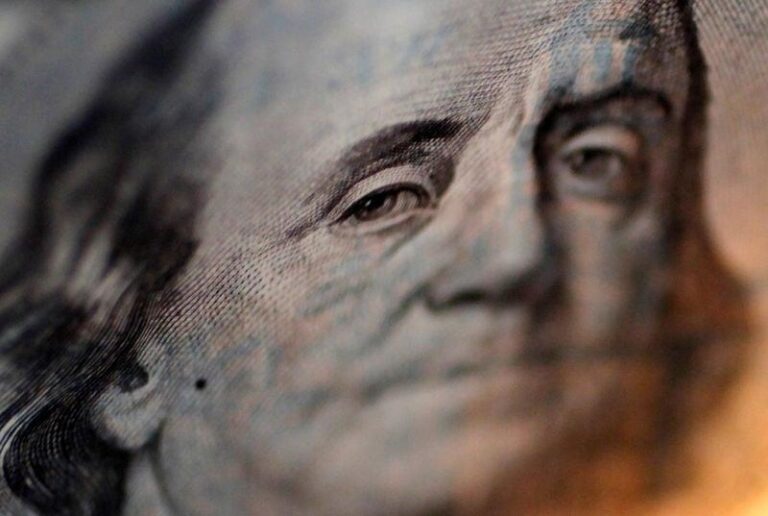 Citi прогнозирует вмешательство Японии при курсе USD/JPY 160 иен за доллар