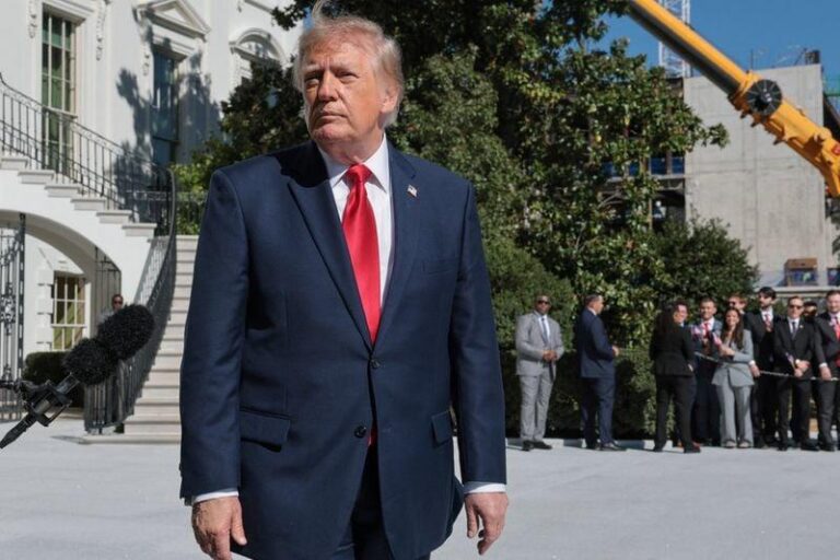 Трамп предложил преобразовать гольф-клуб во Флориде в президентский курорт