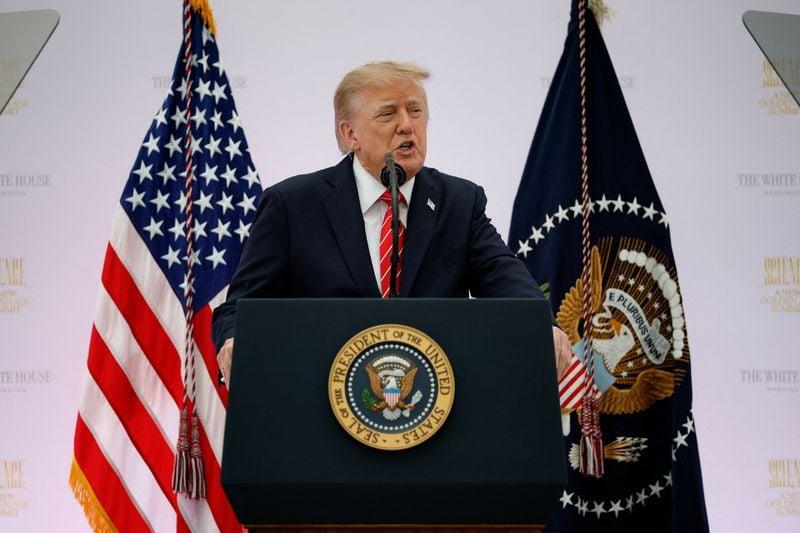Трамп усиливает поставки дизельного топлива, но цены остаются высокими
