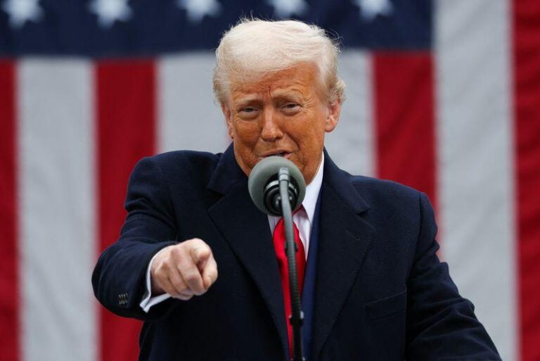 Суд отклонил приостановку указа Трампа о DEI для подрядчиков
