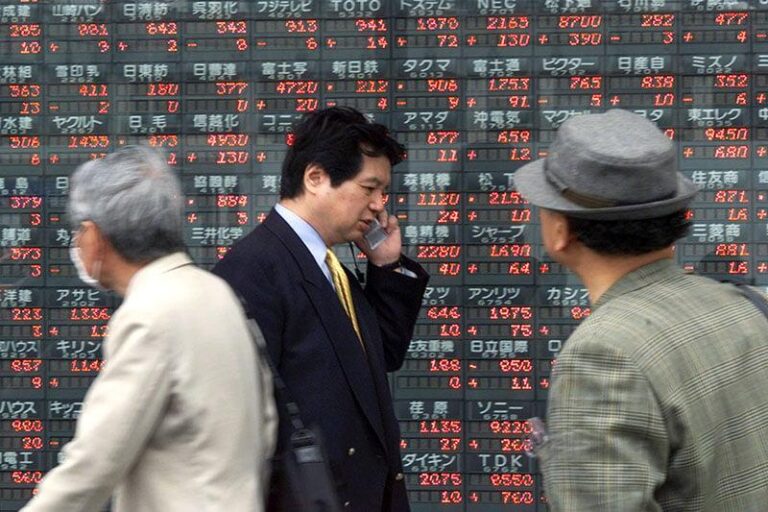 Азиатские фондовые рынки снижаются, KOSPI Южной Кореи падает на 7%